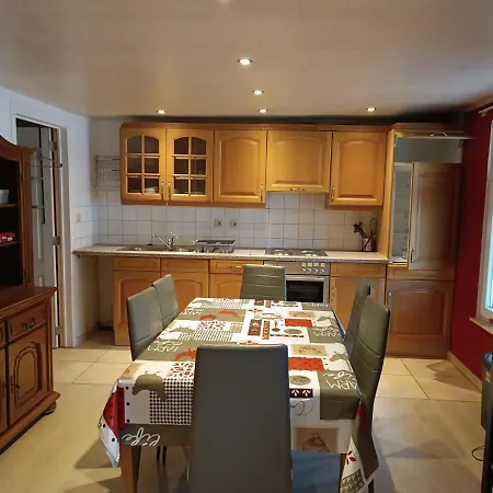Le Cocon Holiday home Gochenee
